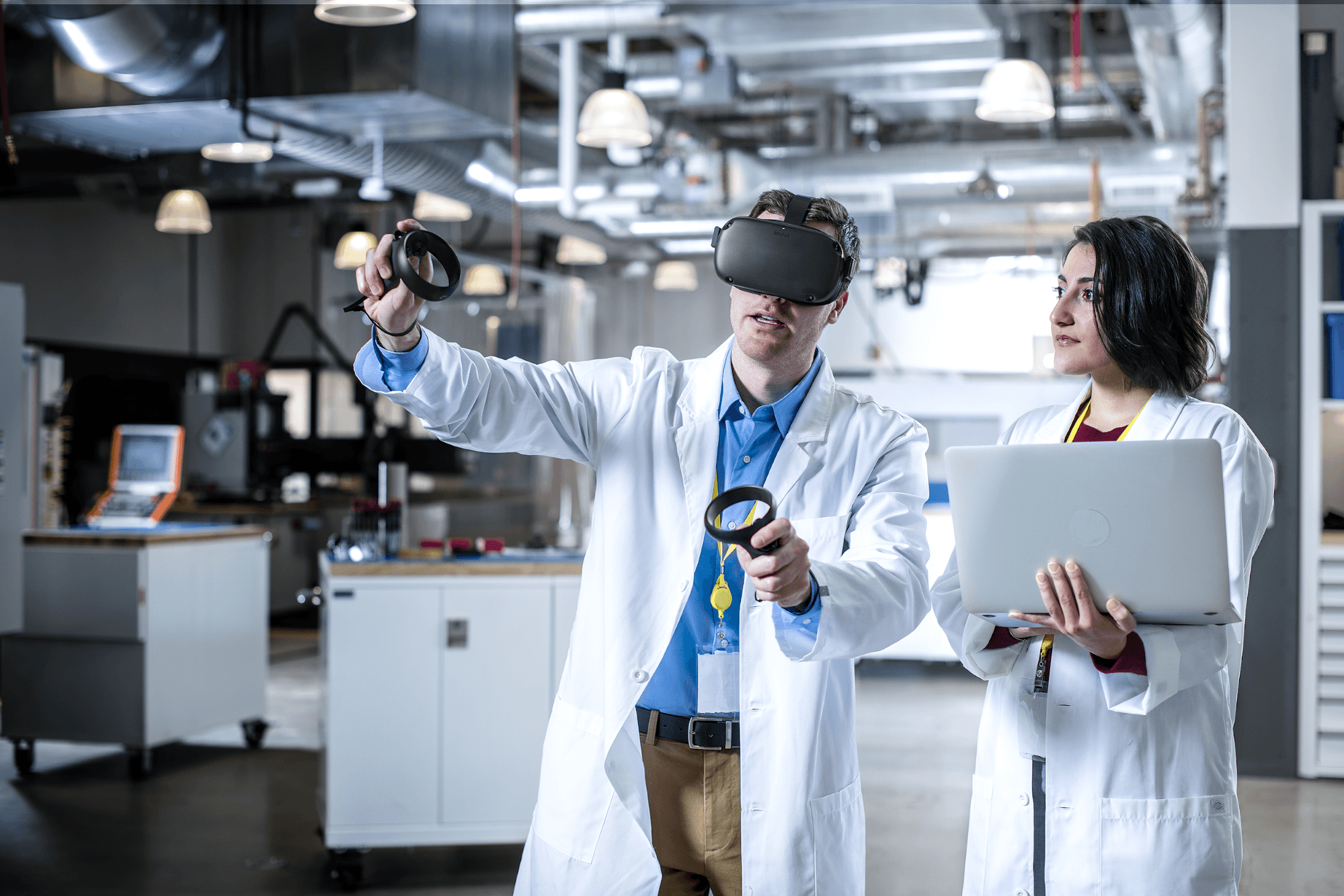 What experts expect from enterprise augmented reality and virtual reality  in 2020