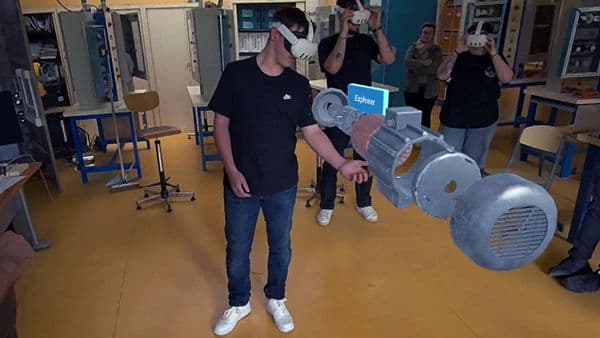 Student using Harbor immersive mixed reality in a classroom setting